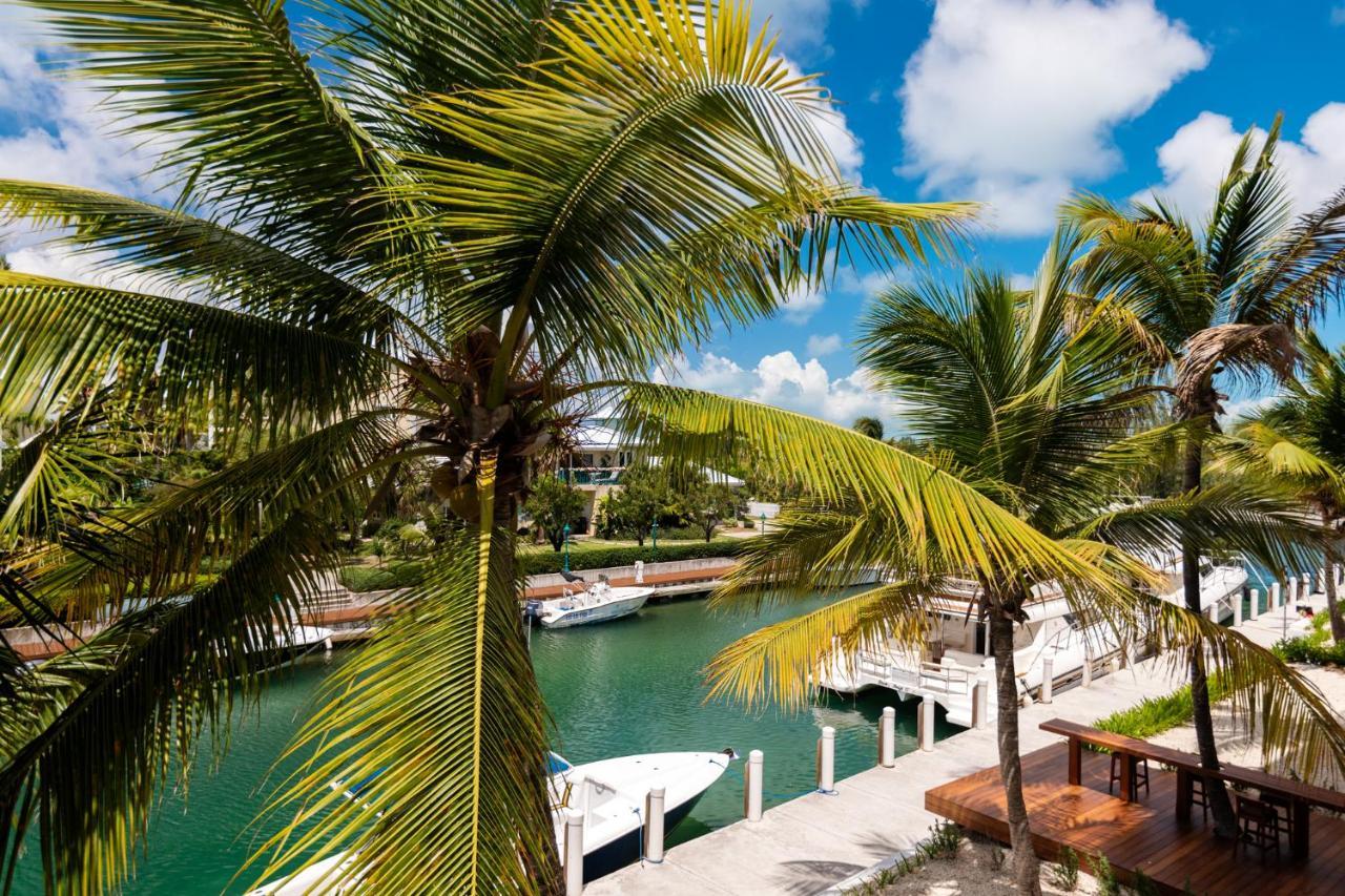 Zenza Boutique Hotel Turtle Cove Exterior photo