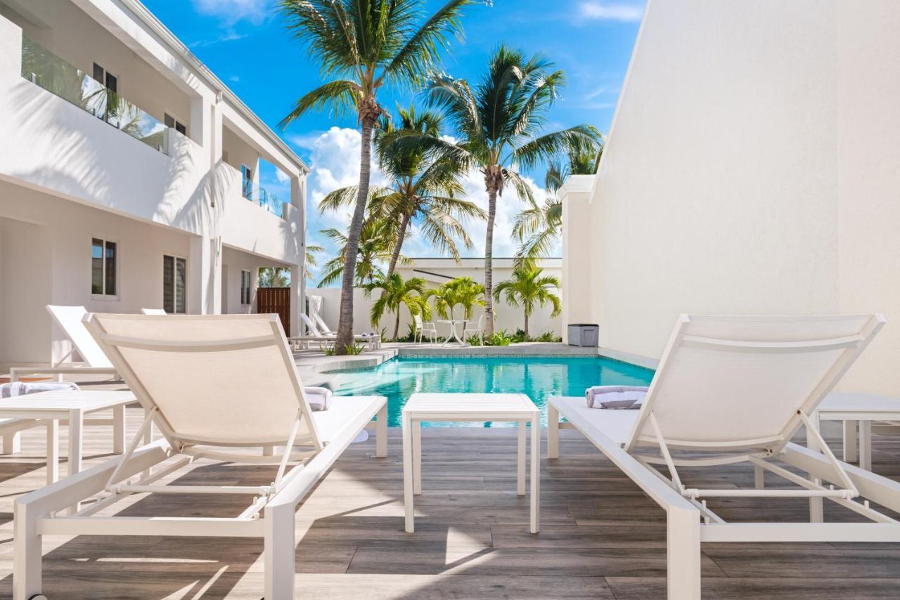 Zenza Boutique Hotel Turtle Cove Exterior photo